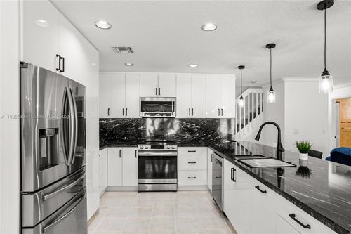 2261 Nw 139th Ave, Sunrise, FL, 33323-5332 | Card Image