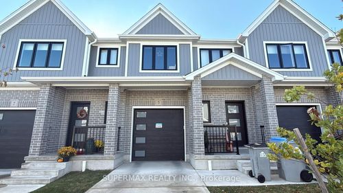 5-17 Nicholson St, Lucan, ON, N0M2J0 | Card Image
