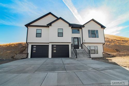 1921 E Lander St, Pocatello, ID, 83201-3040 | Card Image