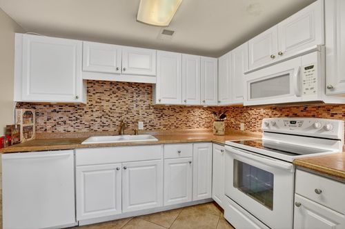 2024 Ainslie B, Boca Raton, FL, 33434-4823 | Card Image