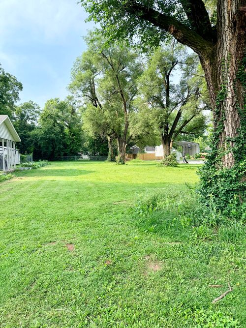 000w Mc Pherson Street, Greenfield, MO, 65661 | Card Image