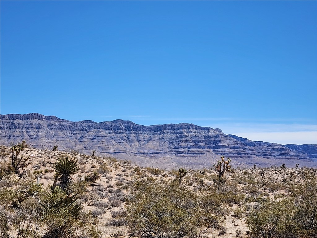 Land in Meadview