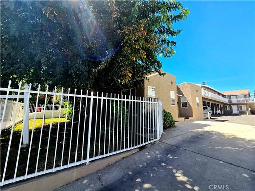 235 W Tujunga Ave, Burbank, CA, 91502-2308 | Card Image