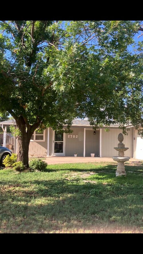 2702 University Ave, San Angelo, TX, 76904-5322 | Card Image