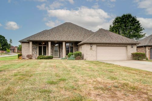 3915 S Jewell Ct, Springfield, MO, 65807-8630 | Card Image
