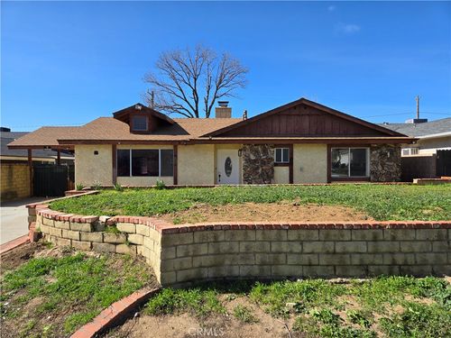 11067 Maureen Dr, Cherry Valley, CA, 92223-5559 | Card Image