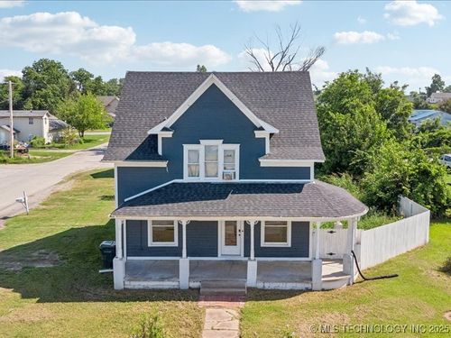 402 Patti Page Blvd, Claremore, OK, 74017-8213 | Card Image