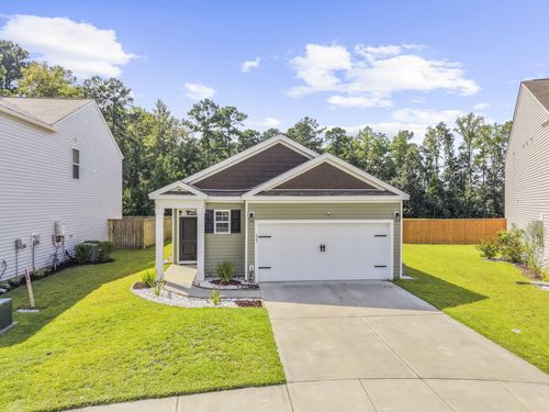 627 Silver Spruce Street, Summerville, SC, 29486 | Card Image