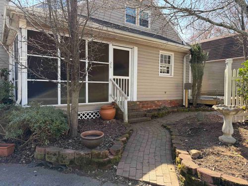 26 Hidden Springs Rd, Spartanburg, SC, 29302-5091 | Card Image