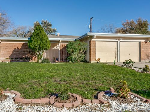 8306 Windover Dr, San Antonio, TX, 78218-1558 | Card Image