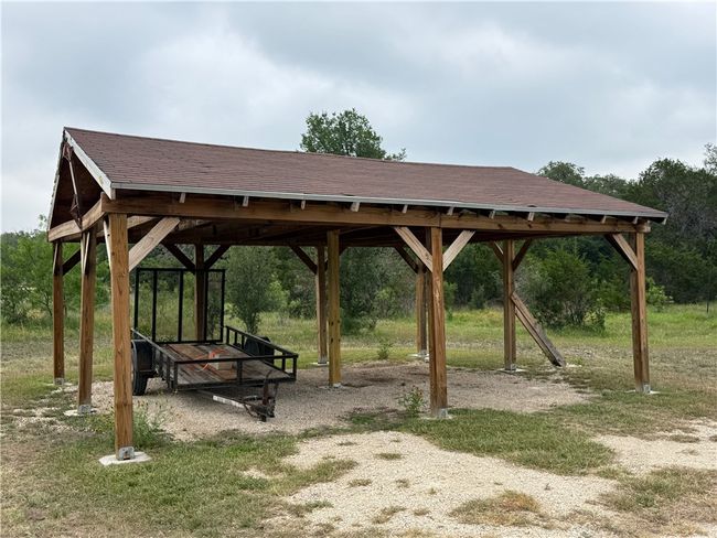28799 N Us Highway 83, House other with 4 bedrooms, 3 bathrooms and null parking in Concan TX | Image 37