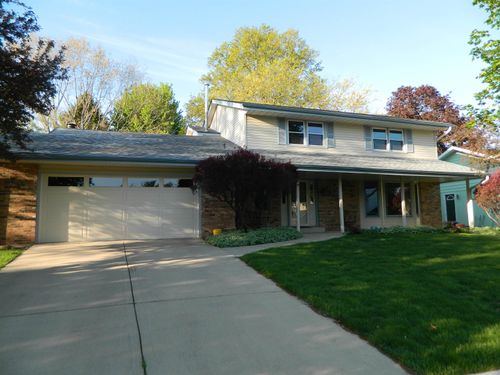5933 Creekside Ln, Rockford, IL, 61114-6467 | Card Image