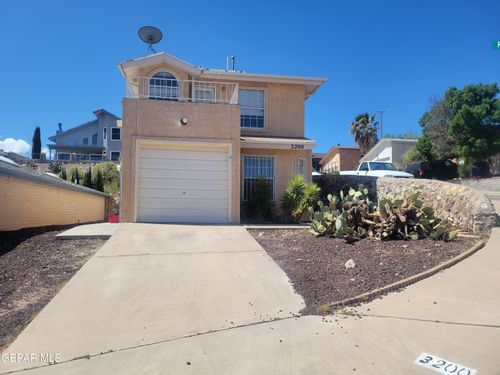 3200 Mountain Ridge Dr, El Paso, TX, 79904-3907 | Card Image