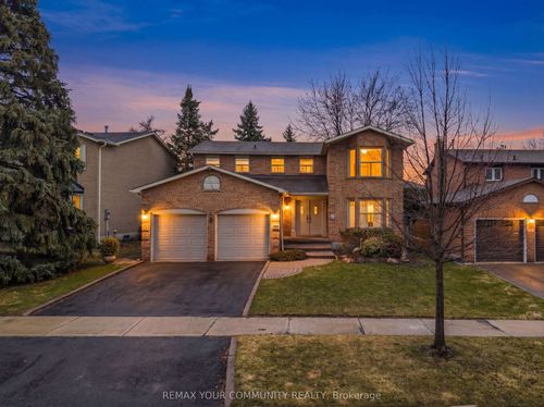 42 Houseman Cres, Richmond Hill, ON, L4C7R8 | Card Image