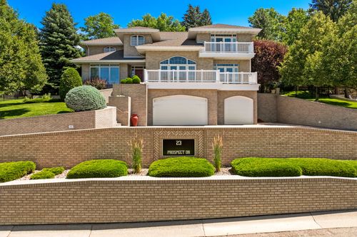 23 Prospect Dr, Great Falls, MT, 59405-4119 | Card Image