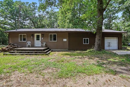 4415 E Arthur Road, Hesperia, MI, 49421 | Card Image