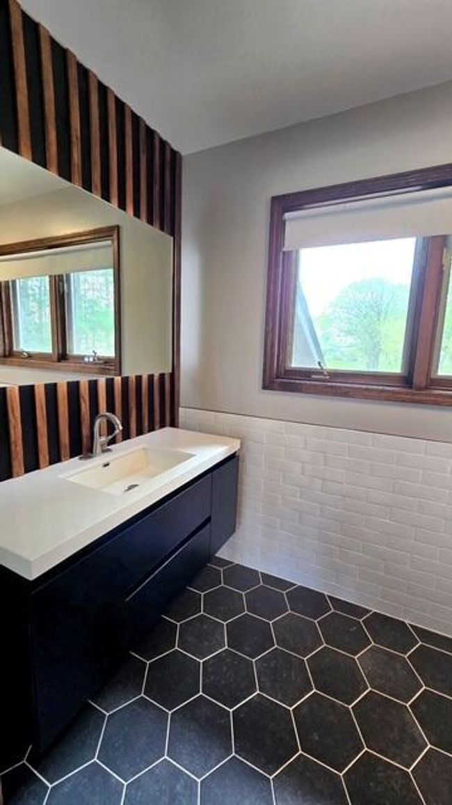2nd bed bath | Image 24
