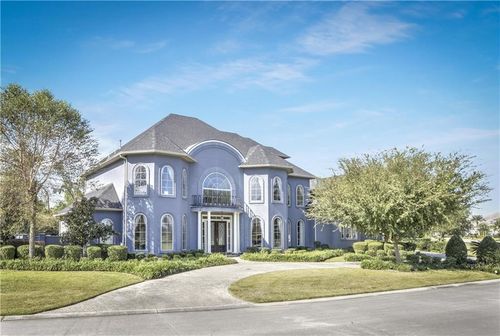 2 Island Club Ct, New Orleans, LA, 70131-3373 | Card Image