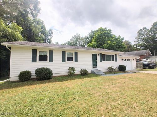 4510 S Ridge Rd E, Geneva, OH, 44041-9262 | Card Image