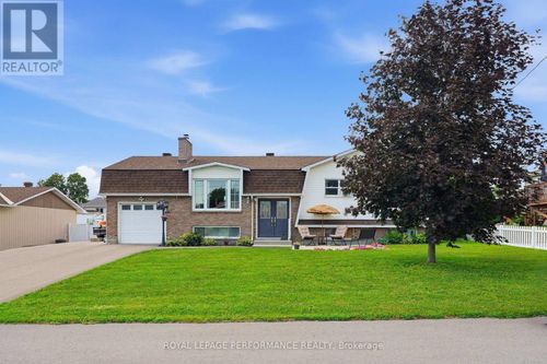 321 Sainte-Anne Street, Clarence Rockland, ON, K4K1C1 | Card Image