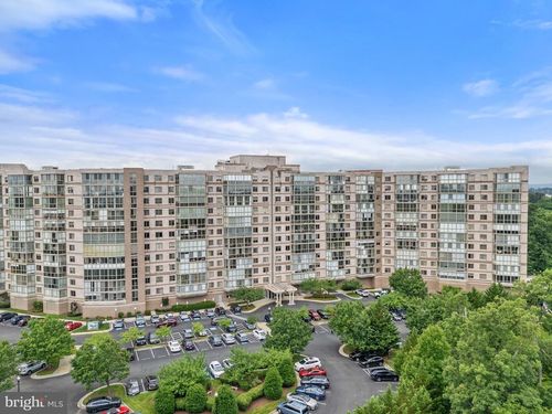 unit-401-19355 Cypress Ridge Ter, LEESBURG, VA, 20176-6919 | Card Image