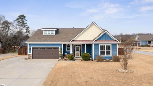 500 Alpenview Ln, Travelers Rest, SC, 29690-7409 | Card Image