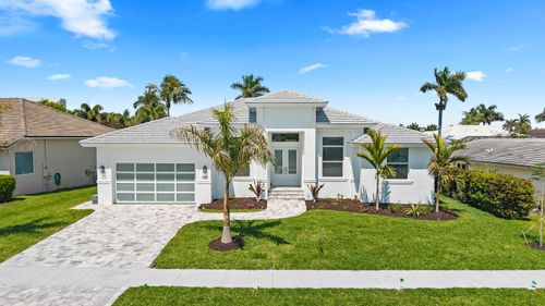 1001 Mendel Ave, MARCO ISLAND, FL, 34145-5715 | Card Image