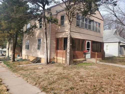 427 S 2nd St, Arkansas City, KS, 67005-2805 | Card Image