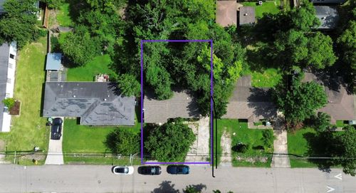 707 E 40th 1/2 St, Houston, TX, 77022-4605 | Card Image