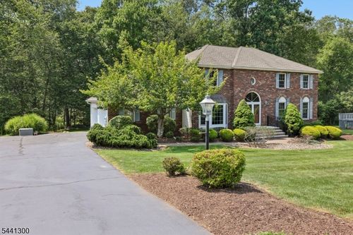 25 Bedminster Rd, Randolph, NJ, 07869-1215 | Card Image