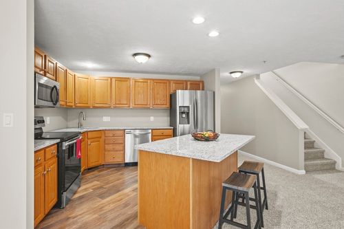 189-189 Bridle Cross Rd, Fitchburg, MA, 01420-8918 | Card Image