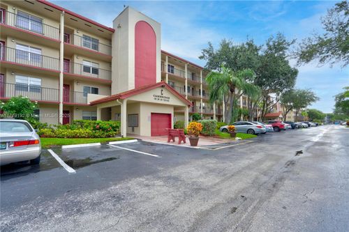 apt-310c-1101 Sw 128th Ter, Pembroke Pines, FL, 33027-1933 | Card Image