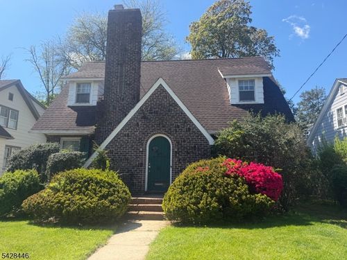 904 Ridgewood Rd, Millburn, NJ, 07041-1419 | Card Image