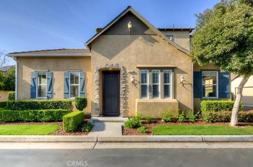 3838 Moody Ln, Clovis, CA, 93619-5057 | Card Image