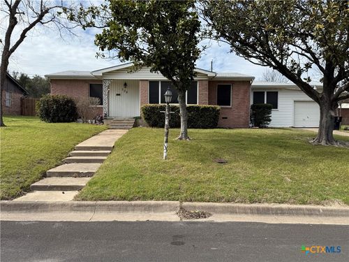 708 S 32nd St, Temple, TX, 76501-6223 | Card Image