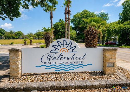 l-203-730 E Mather St, New Braunfels, TX, 78130-4476 | Card Image