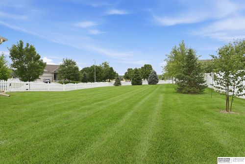 8808 N 156th Ave, Bennington, NE, 68007-8409 | Card Image