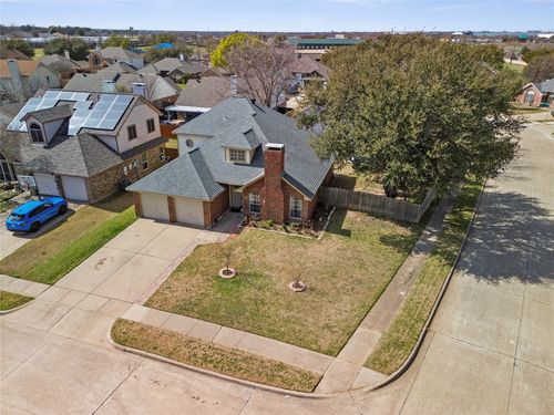 4603 Yale Dr, Grand Prairie, TX, 75052-8311 | Card Image