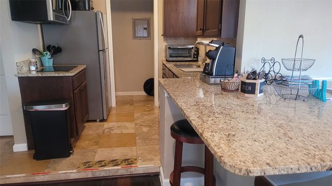 12410 Twin Creek Rd, House other with 5 bedrooms, 3 bathrooms and 6 parking in Manchaca TX | Image 13