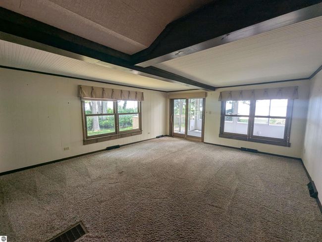122 N Huron Rd, House other with 3 bedrooms, 2 bathrooms and null parking in Au Gres MI | Image 28