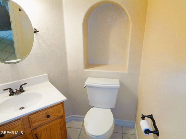 Half Bathroom | Image 31