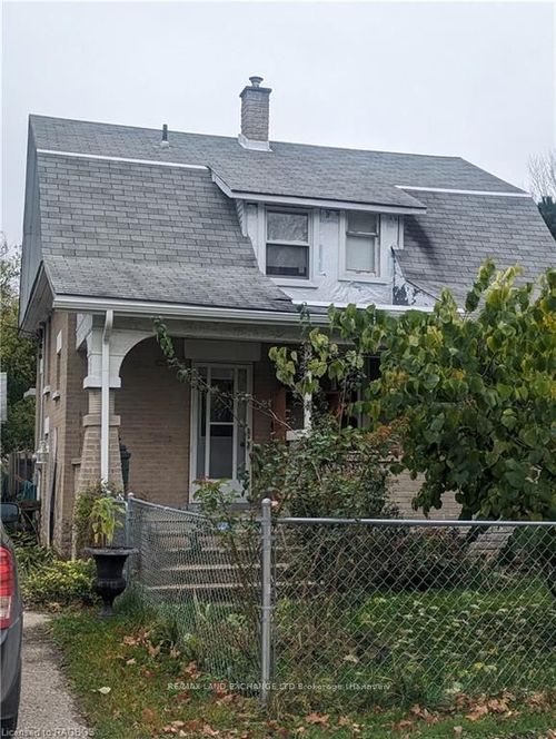 559 Louisa St, Ayton, ON, N0G1C0 | Card Image