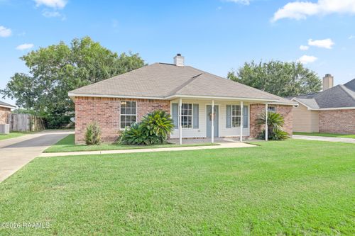 213 Sundown Dr, Broussard, LA, 70518-5154 | Card Image