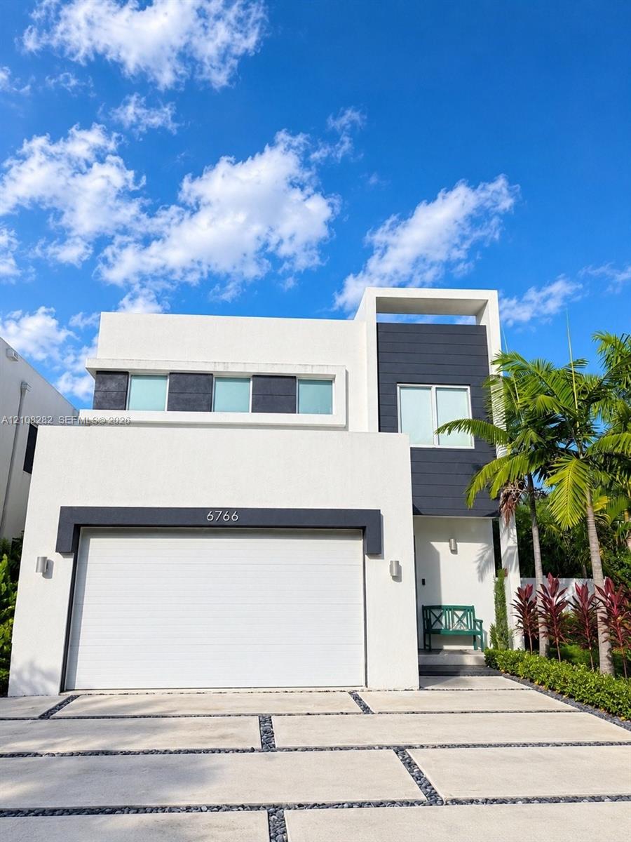 Residential in Doral