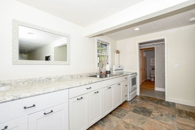 4 Old Logging Rd, House other with 5 bedrooms, 4 bathrooms and 4 parking in Marion MA | Image 29
