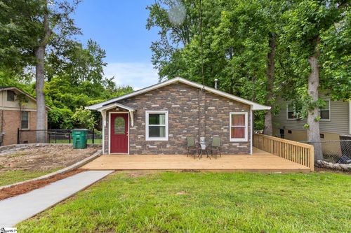 203 Shands St, Clinton, SC, 29325-2450 | Card Image