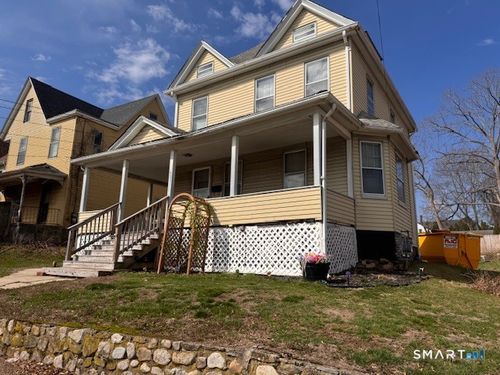 227 Montauk Ave, New London, CT, 06320-4824 | Card Image