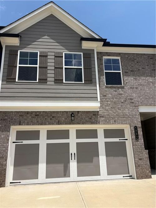 5282 Fox Den Rd, Oakwood, GA, 30566-4324 | Card Image