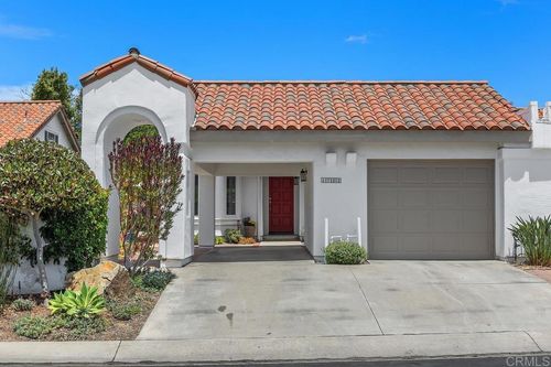 4722 Collinos Way, Oceanside, CA, 92056-5131 | Card Image