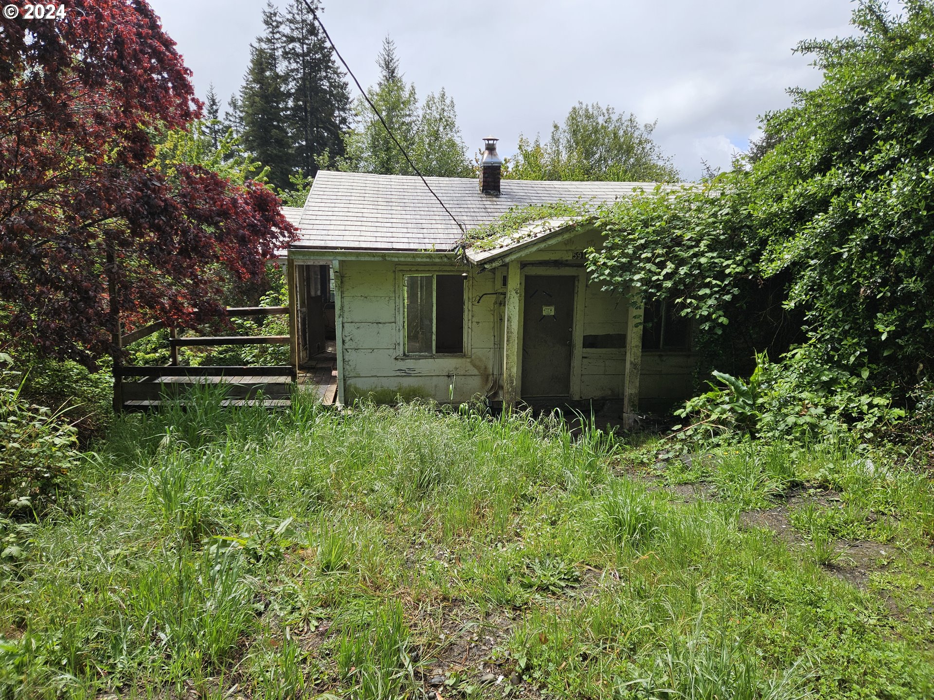 6th St, Coquille, OR 97423